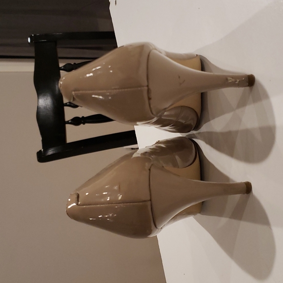 Fergalious by Fergie nude pumps - Picture 5 of 5